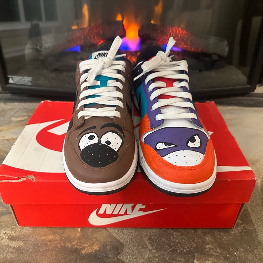 Nike Cartoon Sneakers hand painted Soooby Doo and Teenage Mutant Ninja Turtles